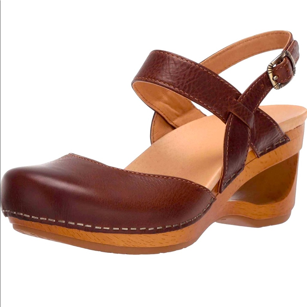 Dansko Taci Clog Sandal. Worn Once! Comfortable, cute clog sandal. 2.25’ heel.